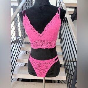 Victoria Secret Hot Pink Lace Bralette & Panties Matching Set Intimates size S